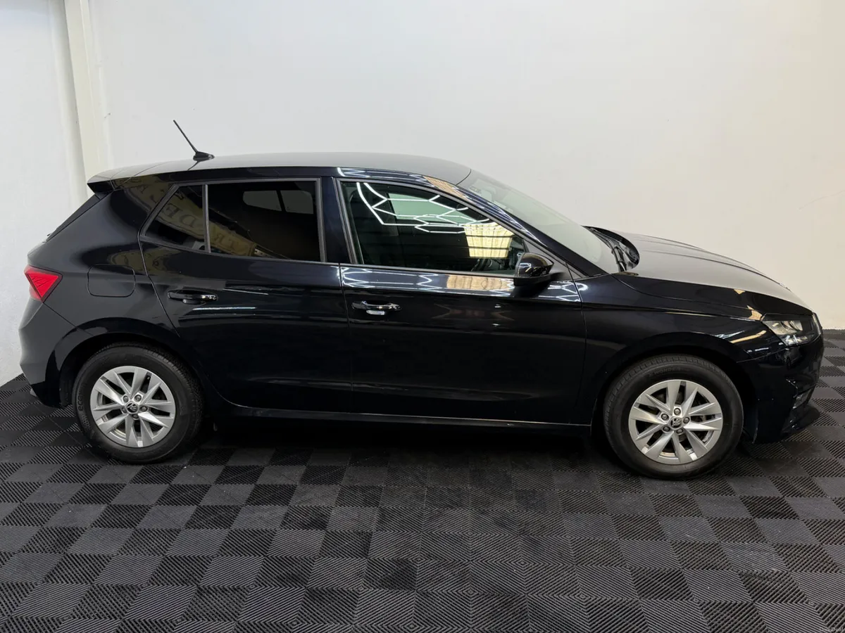 2022  Skoda Fabia 1.0 MPI 65HP AMBITION NEW NCT - Image 5