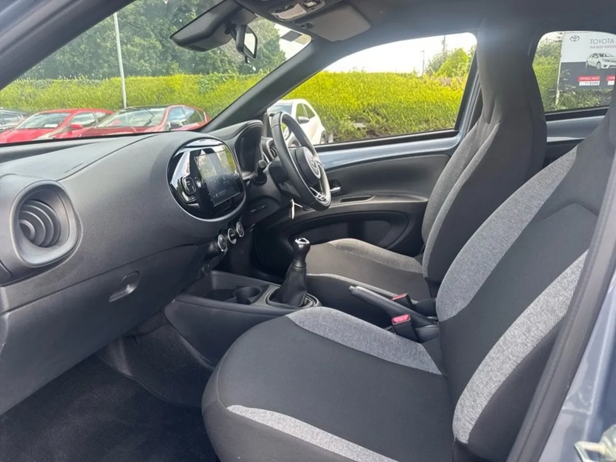 Toyota Aygo X PULSE *ORIGINAL IRISH CAR!* - Image 6