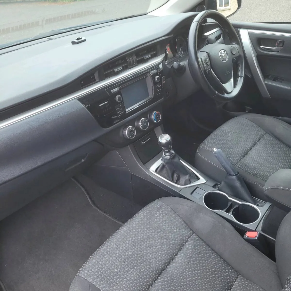 Toyota Corolla 1.4D4D Luna 1.4 4DR Diesel - Image 2