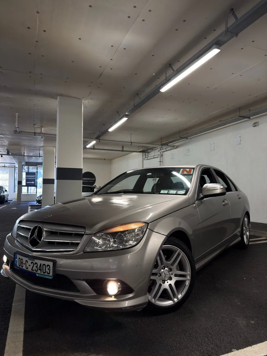 Mercedes-Benz Amg Auto - Image 1
