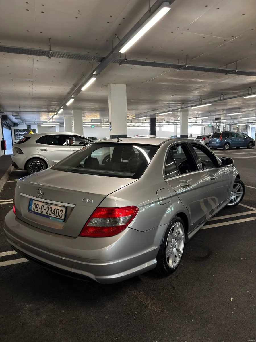 Mercedes-Benz Amg Auto - Image 3