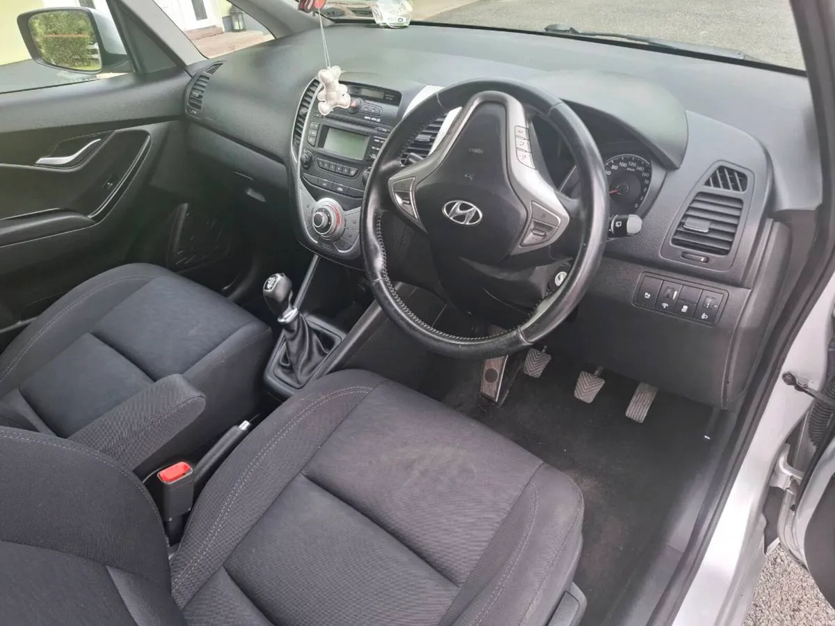 Hyundai ix20 MPV Diesel - Image 4