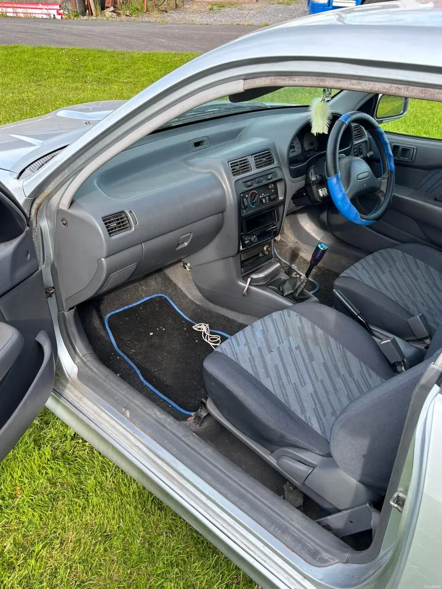 Toyota Starlet Glanza S - Image 4