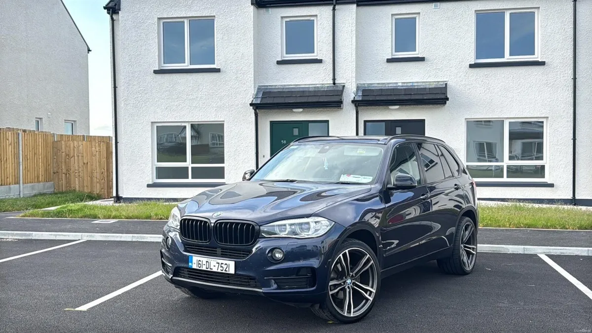 2016 BMW x5 - Image 1