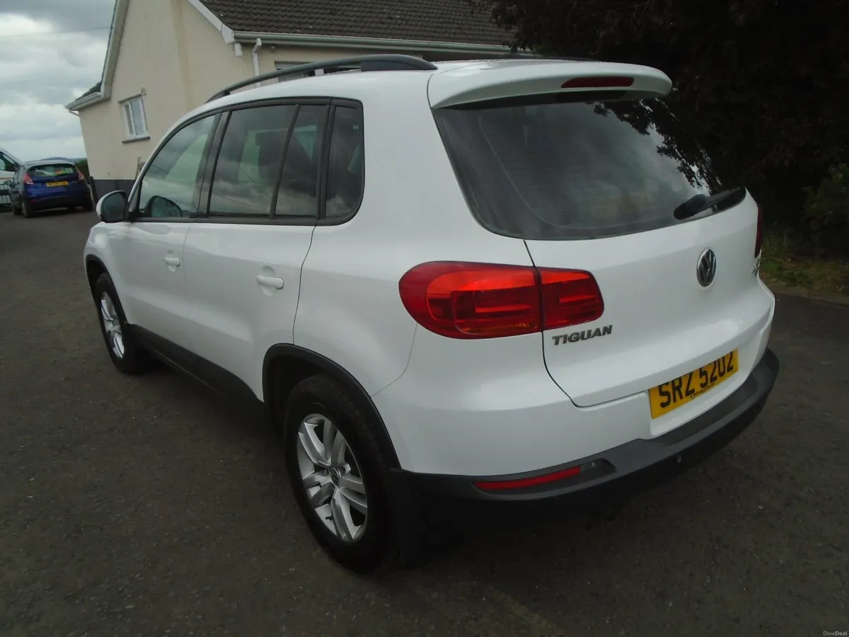 2015 Volkswagen Tiguan 2.0 TDI SE 4 MOTION - Image 6