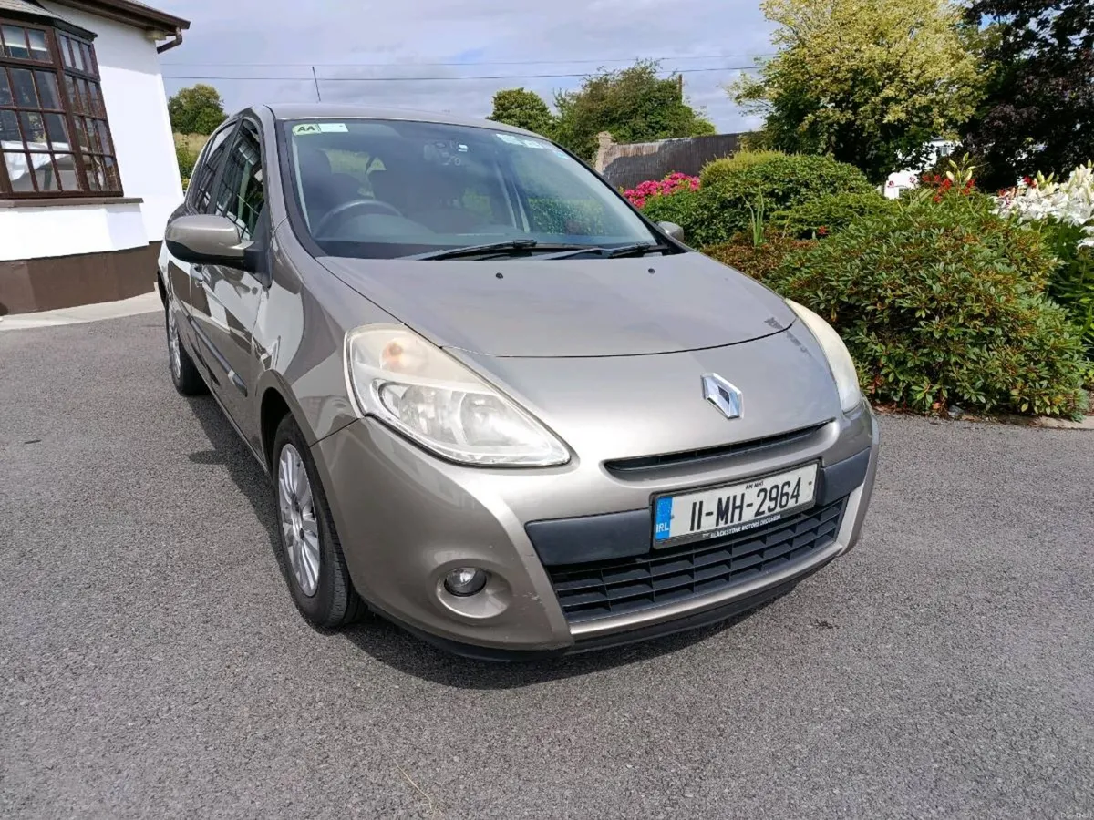 2011 Renault Clio Petrol NCT & Tax 10/26 - Image 1
