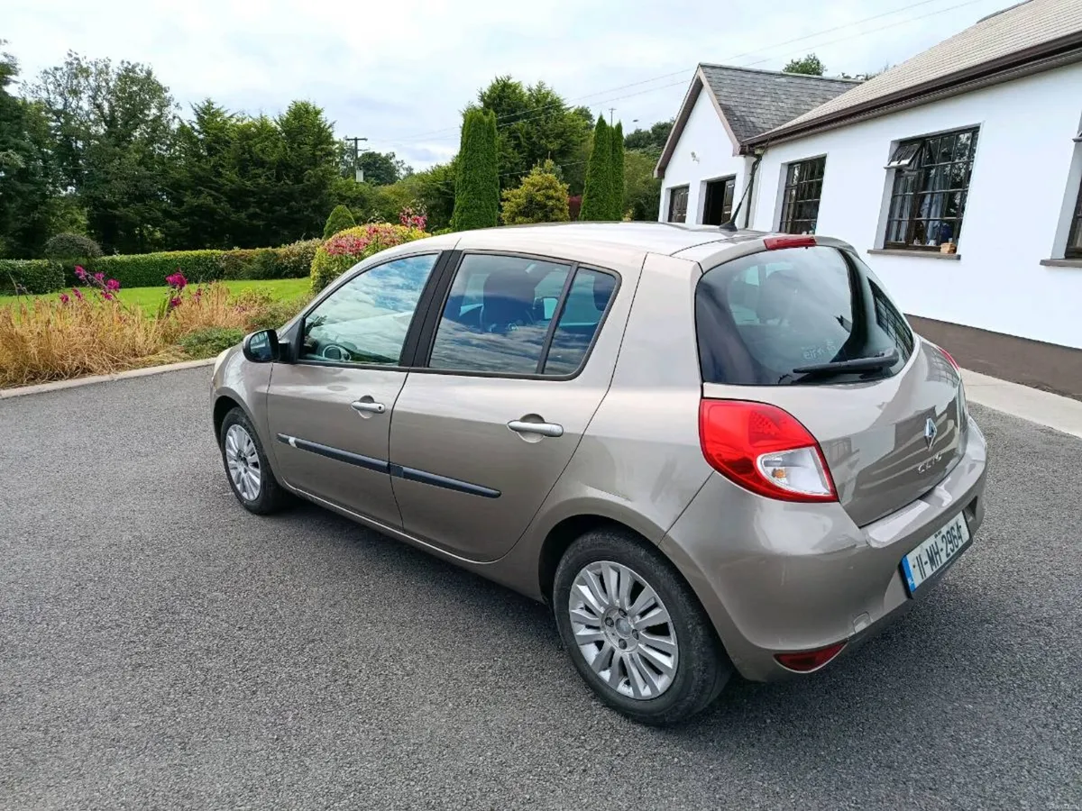 2011 Renault Clio Petrol NCT & Tax 10/26 - Image 6