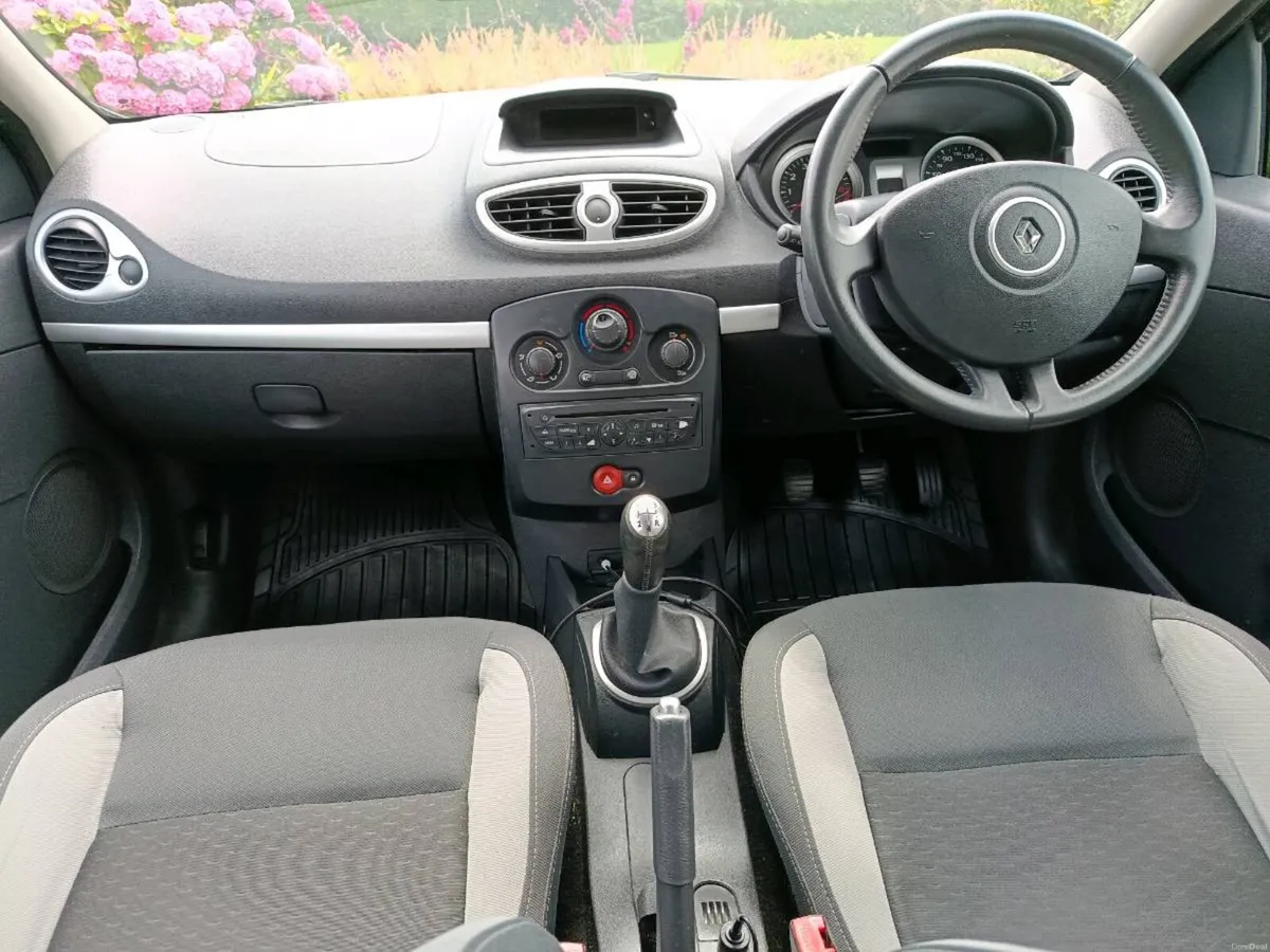 2011 Renault Clio Petrol NCT & Tax 10/26 - Image 2