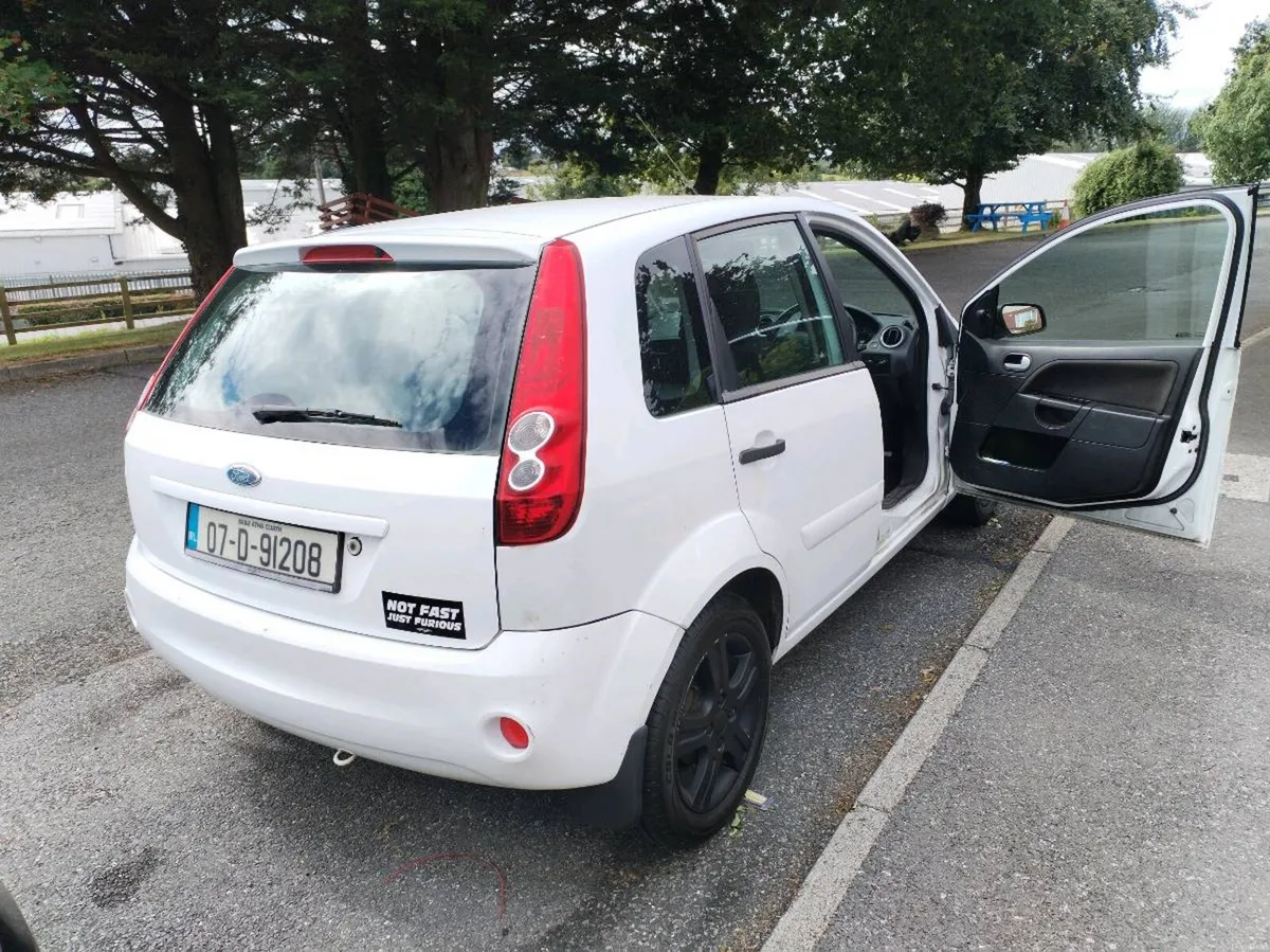 Ford fiesta 2007 - Image 3