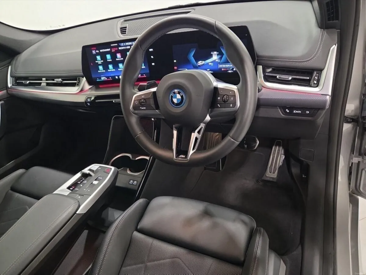 BMW iX1 eDrive20 M Sport - Image 6