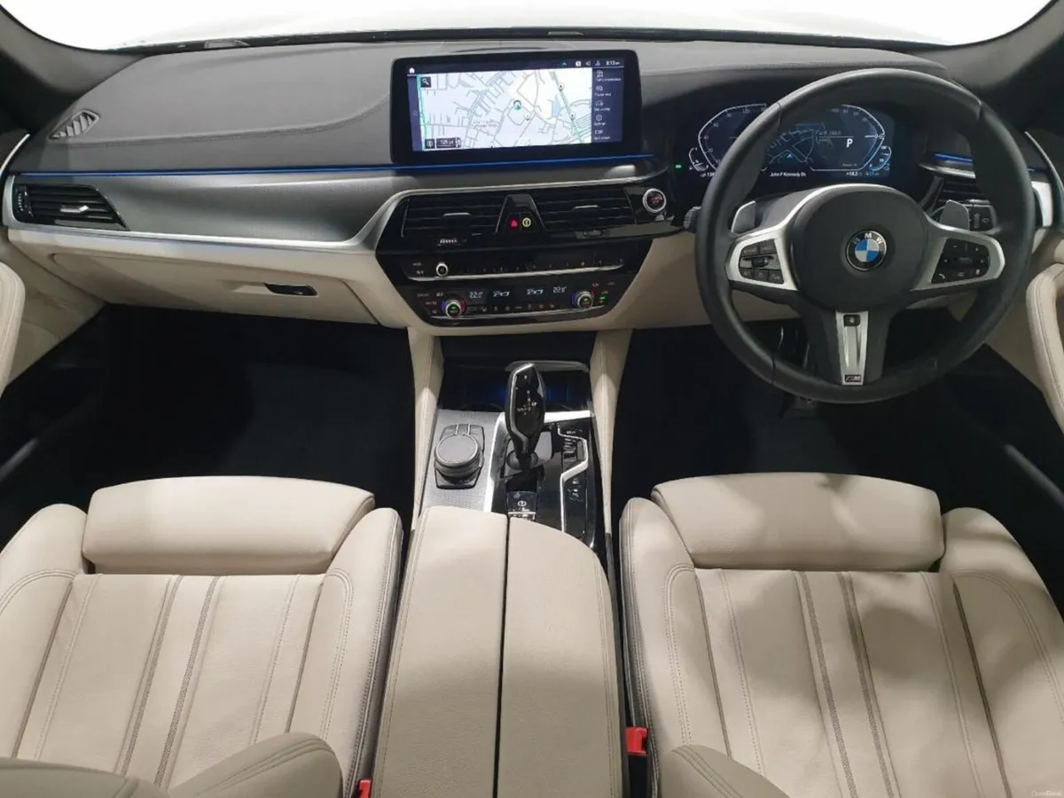 BMW 5-Series 530e M Sport Touring - Image 4