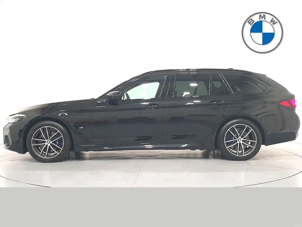 BMW 5-Series 530e M Sport Touring - Image 3