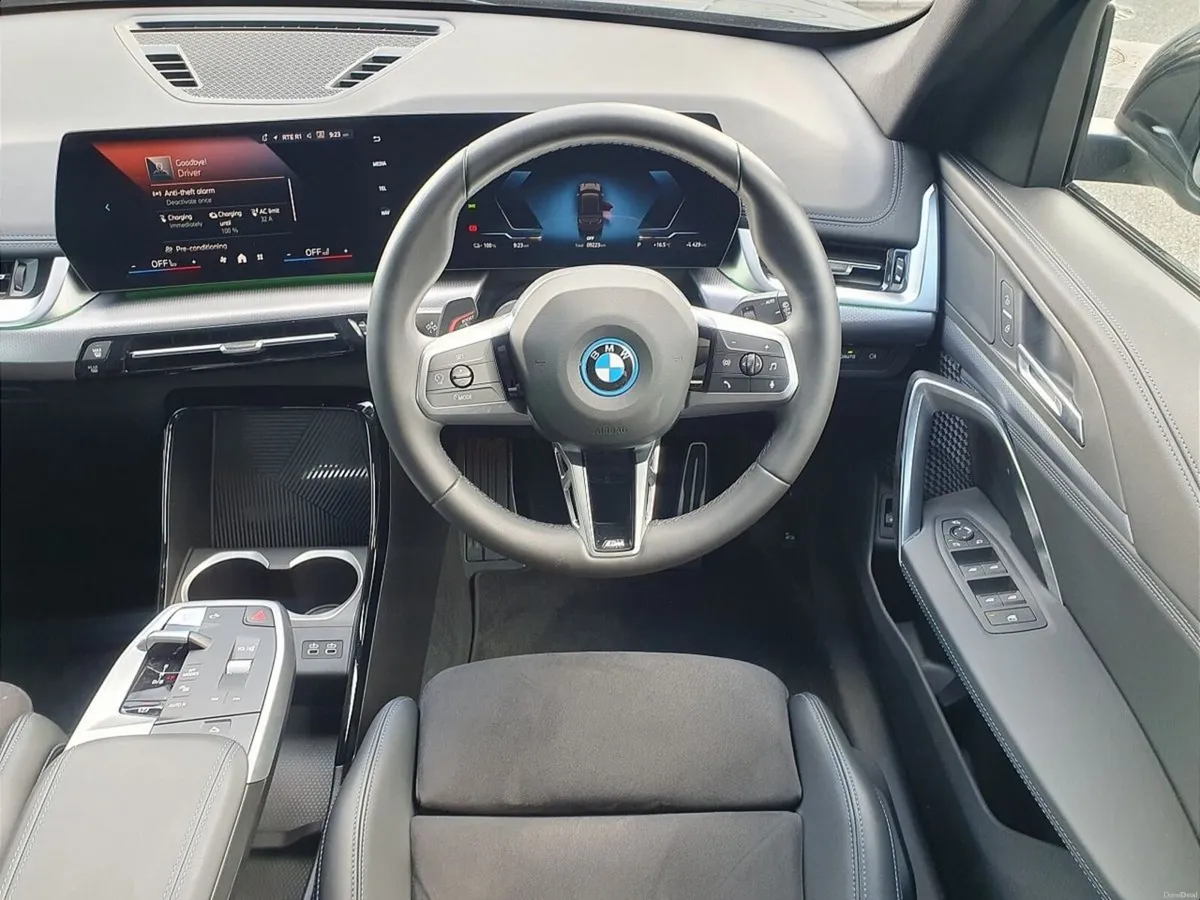 BMW iX1 eDrive20 M Sport - Image 5