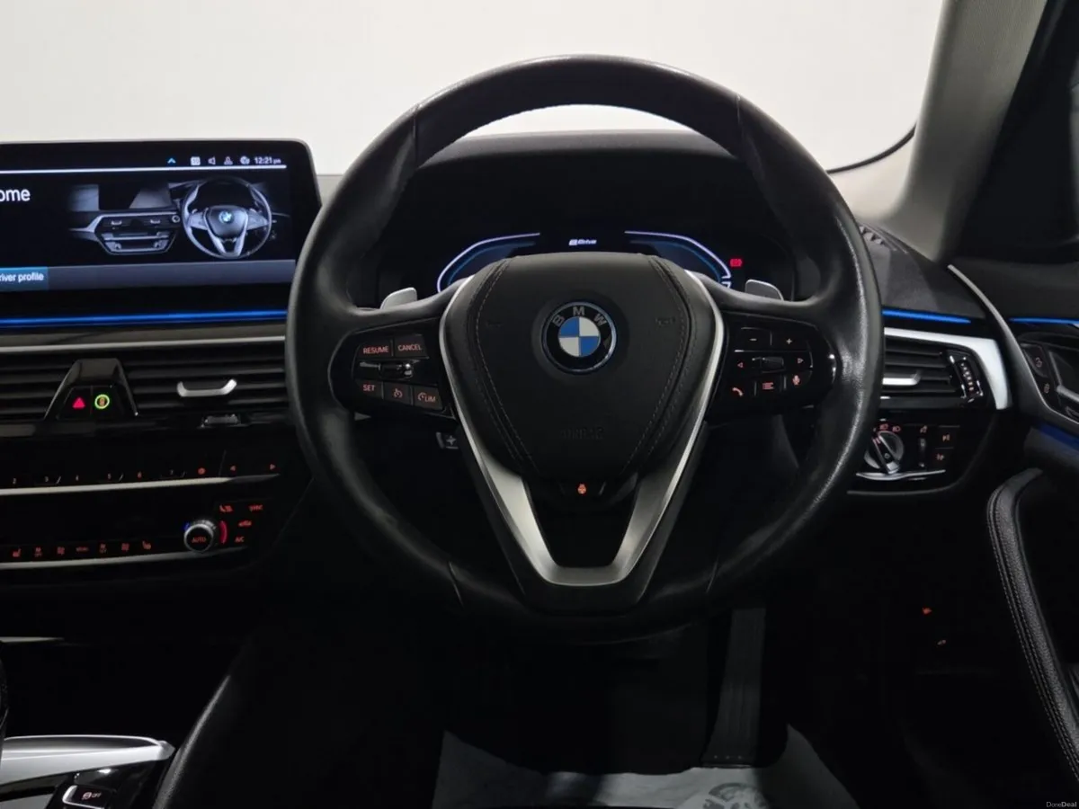 BMW 5-Series 530e SE Touring - Image 5