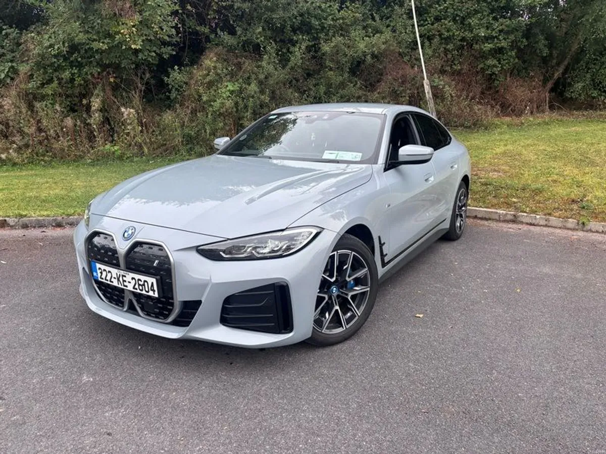 2022 Bmw I4 - Image 5