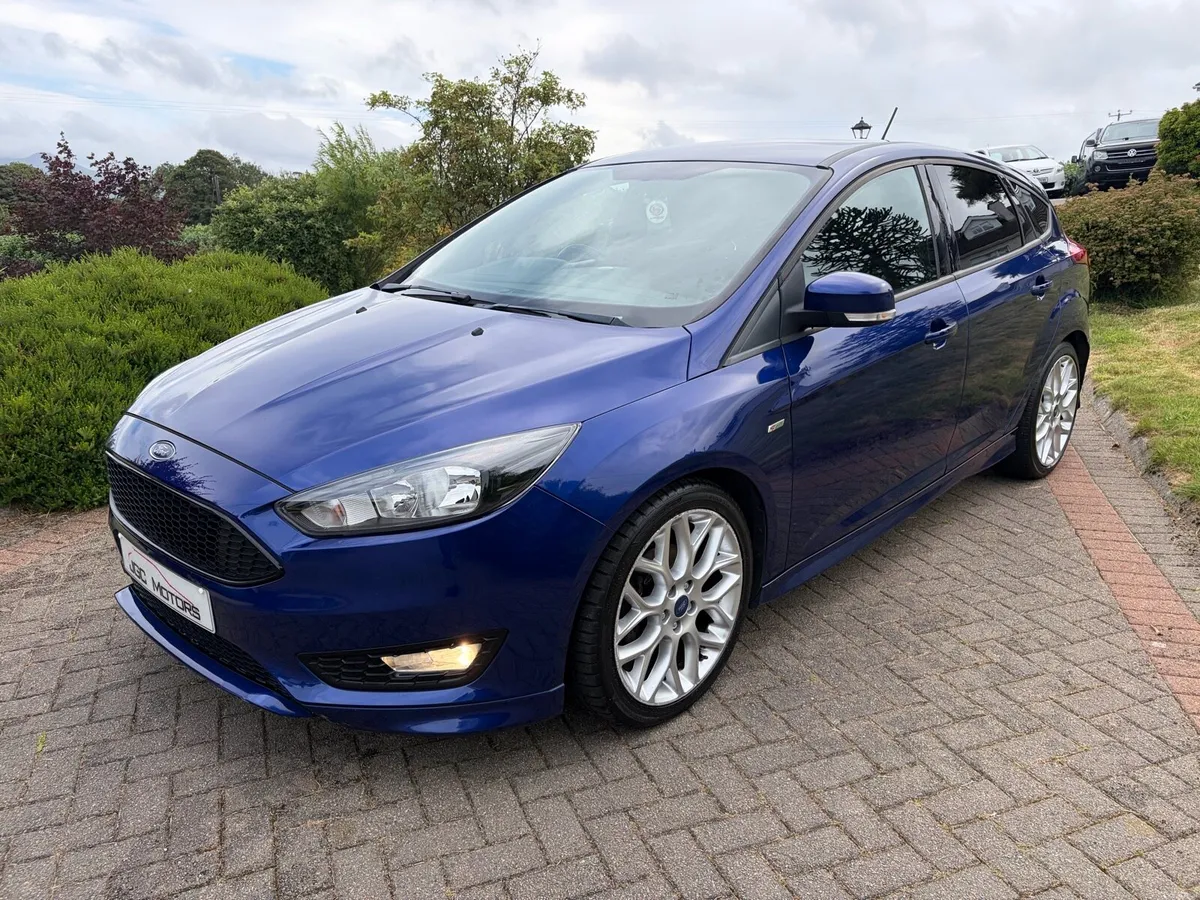 2017 FORD FOCUS ST-line - Image 2