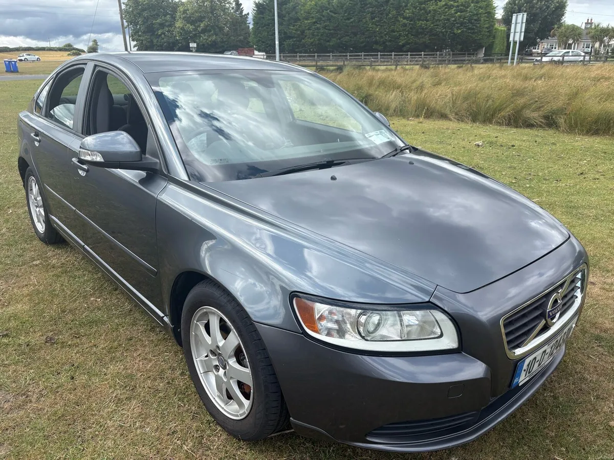 Volvo S40 2010 - Image 5