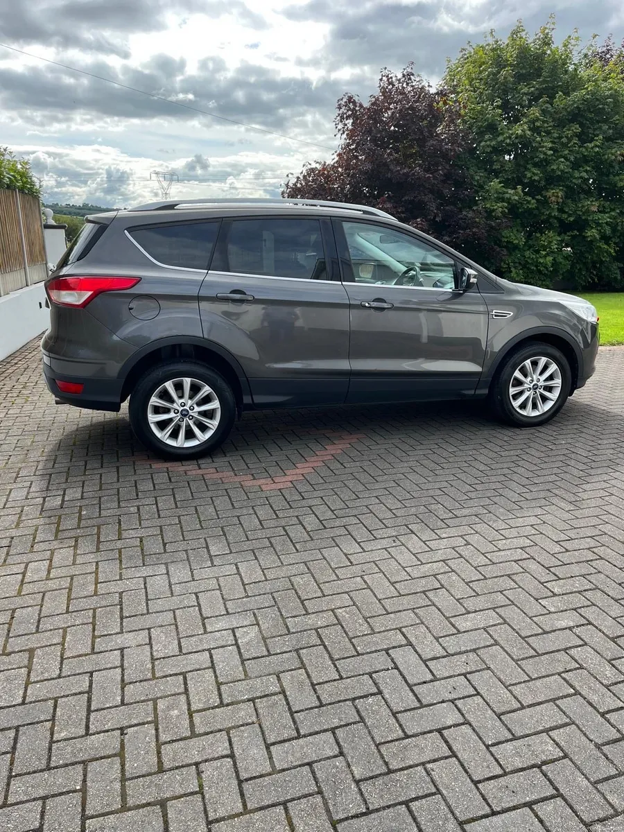 Car - Image 1
