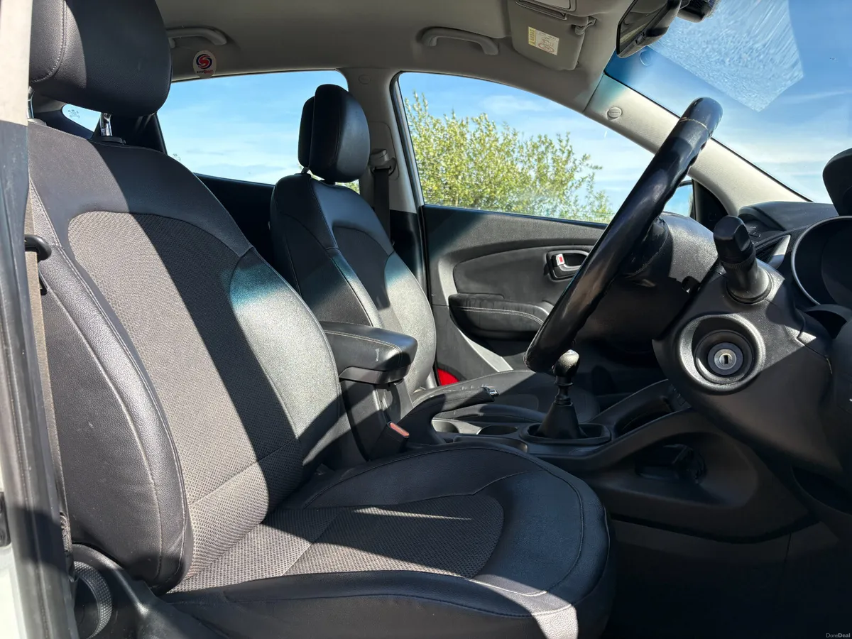 2014 iX35 1.7CRDI COMFORT MODEL 116BHP - Image 3