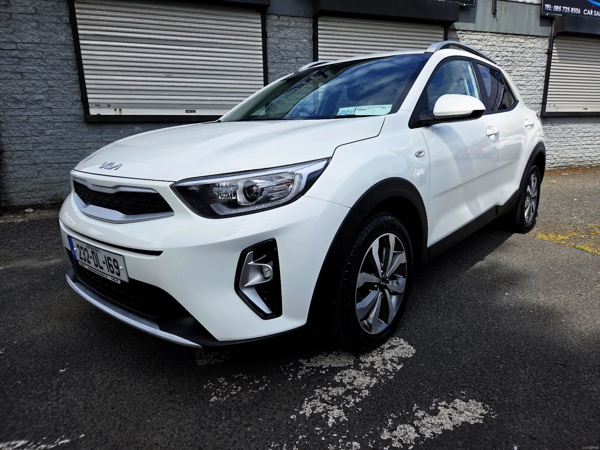 232 KIA STONIC H-Spec Low KM ServHist As New - Image 2