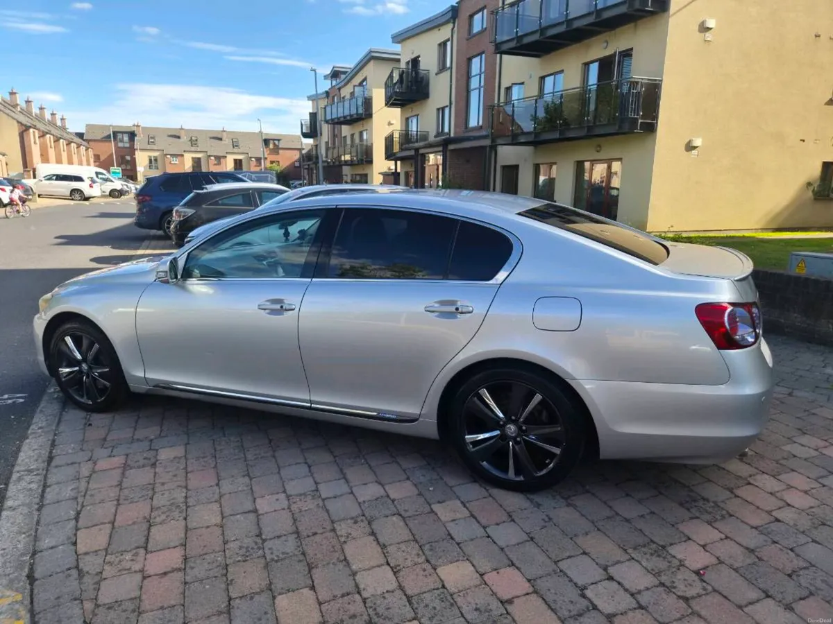 Lexus Gs450h Hybrid low mileage - Image 5