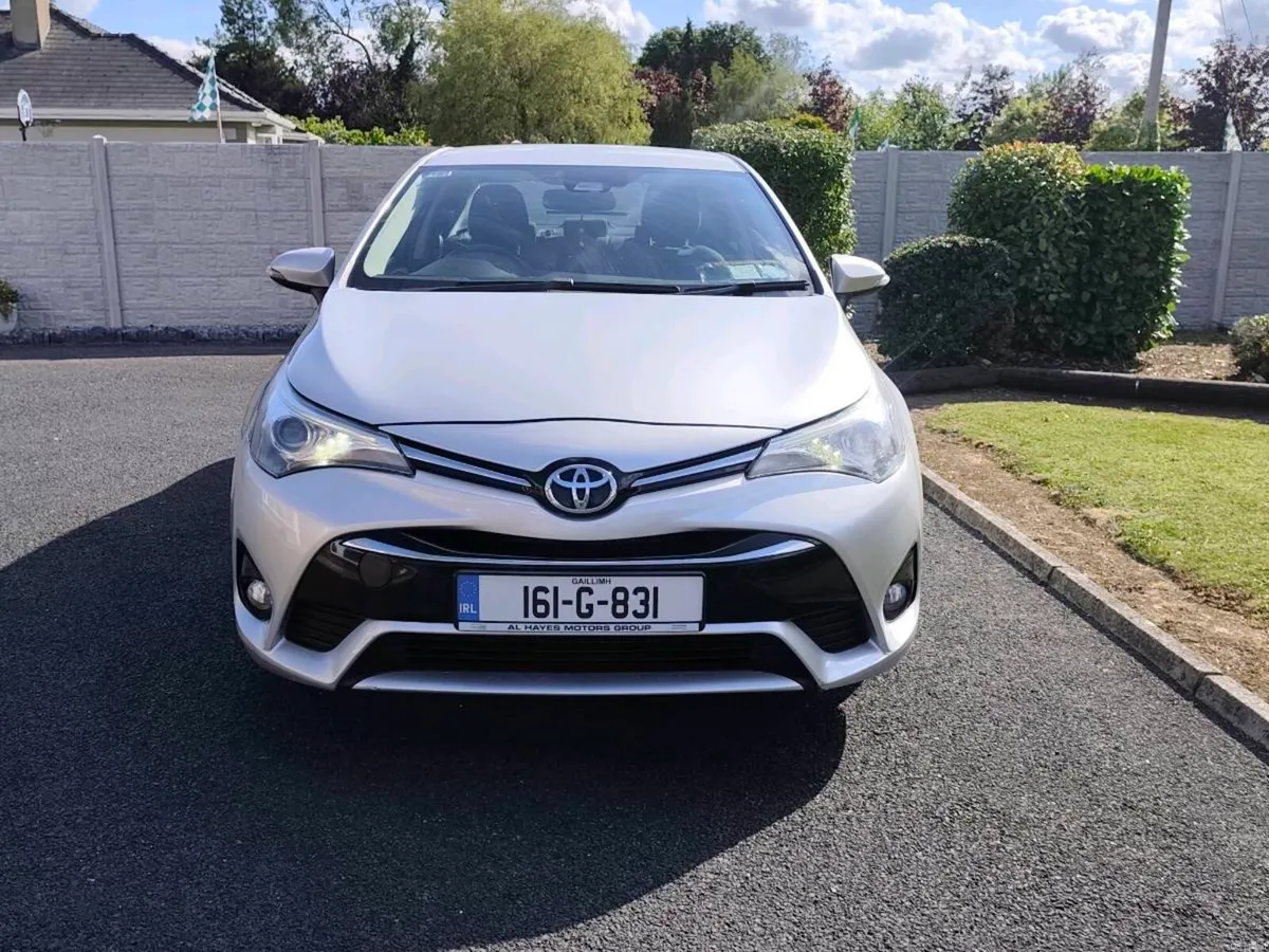 Toyota avensis 2.0 diesel - Image 6
