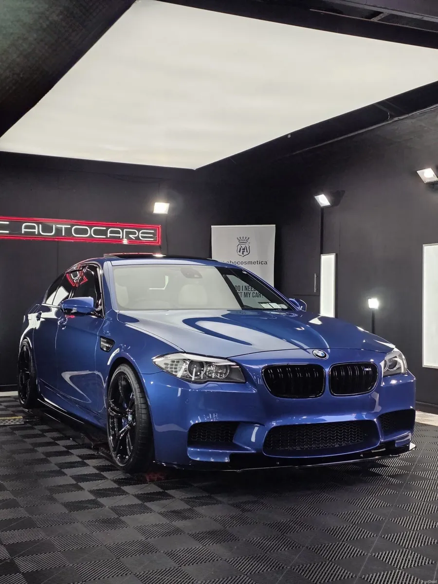 BMW M5 - Image 5