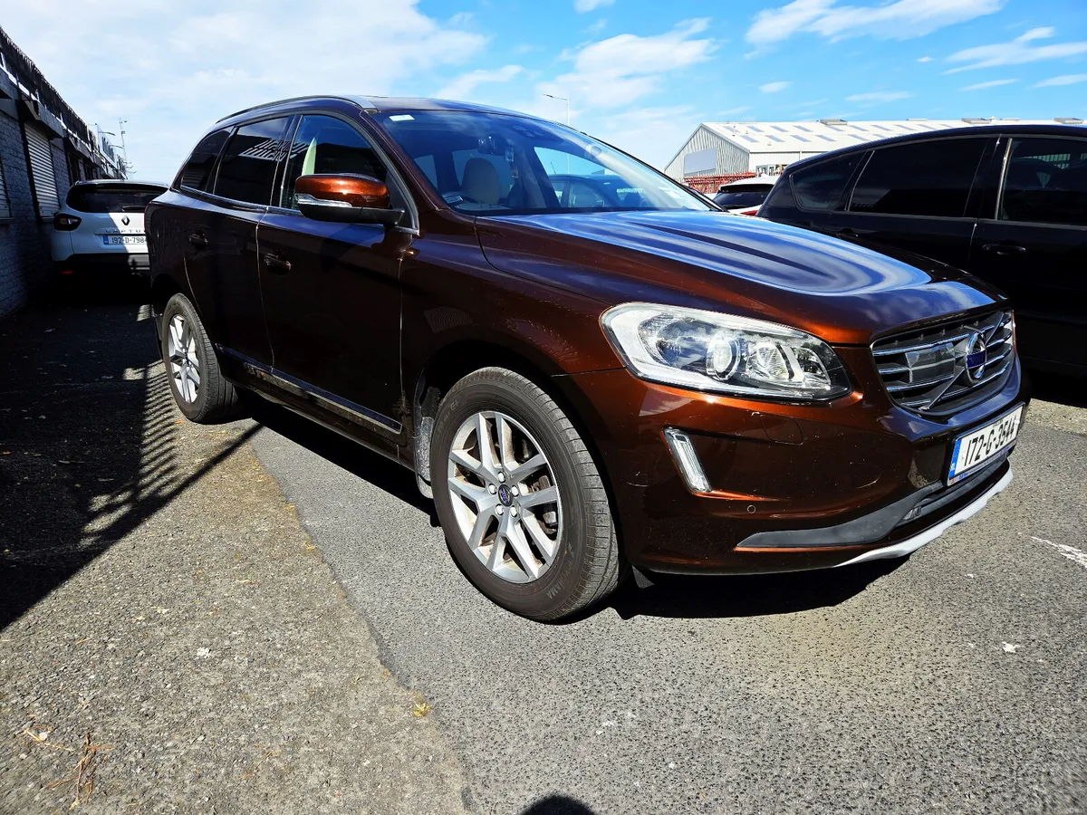 171 VOLVO XC60 Hi-Spec Low KM 1YR Warranty NCT TAX - Image 4