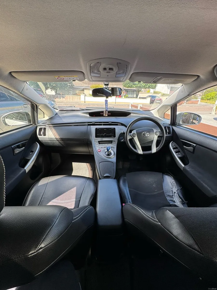 2013 toyota prius 1.8 hybrid - Image 5