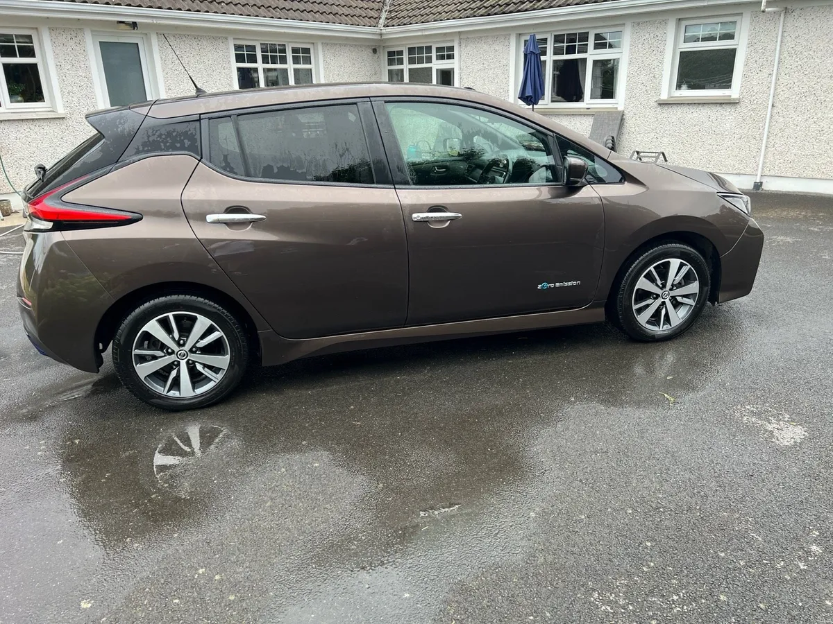 Nissan Leaf 40kW 2021 - Image 2