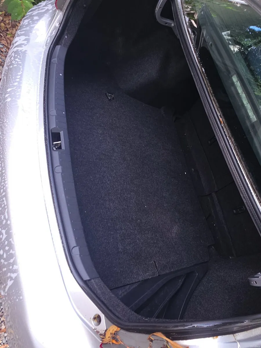 Toyota Corolla 2008 - Image 6