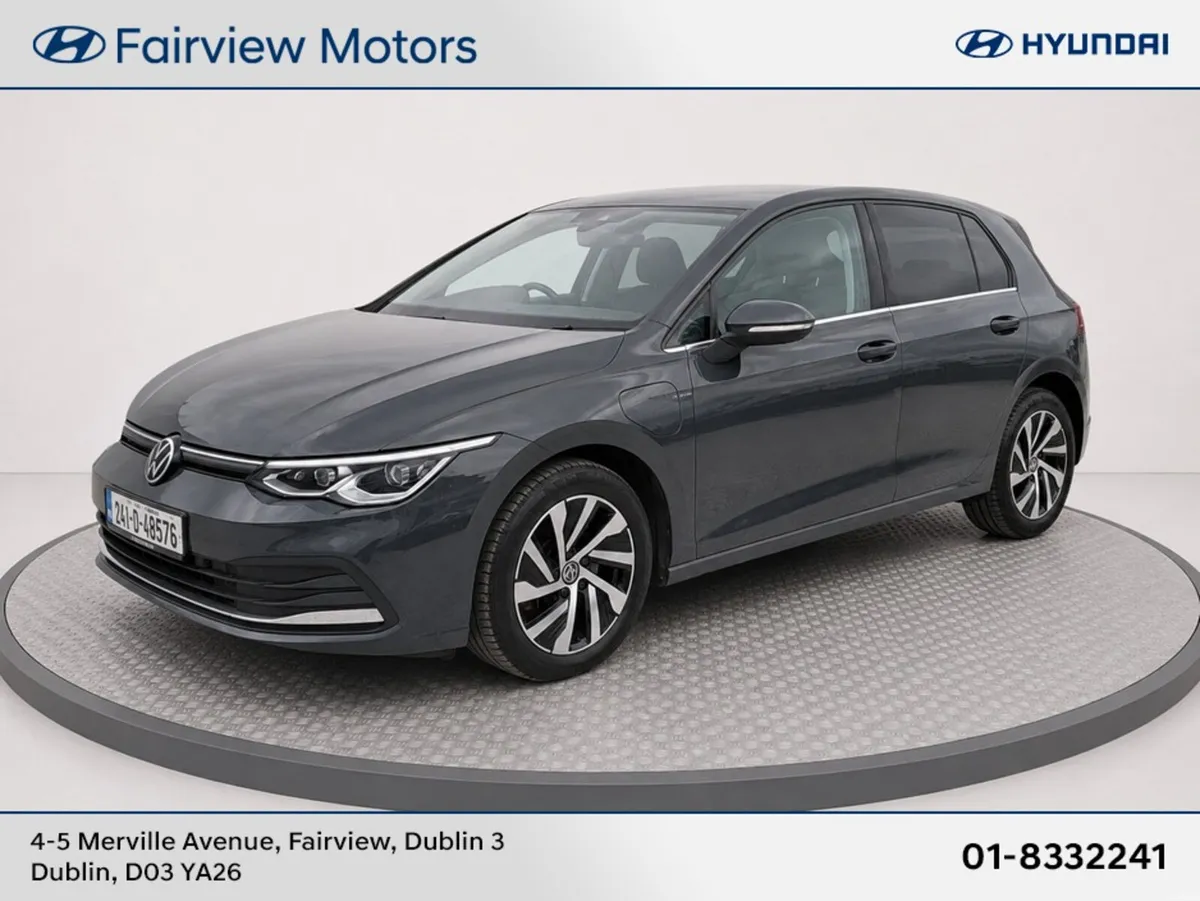 Volkswagen Golf 1.4 TSI STYLE 204PS Plug in Hybrid - Image 4