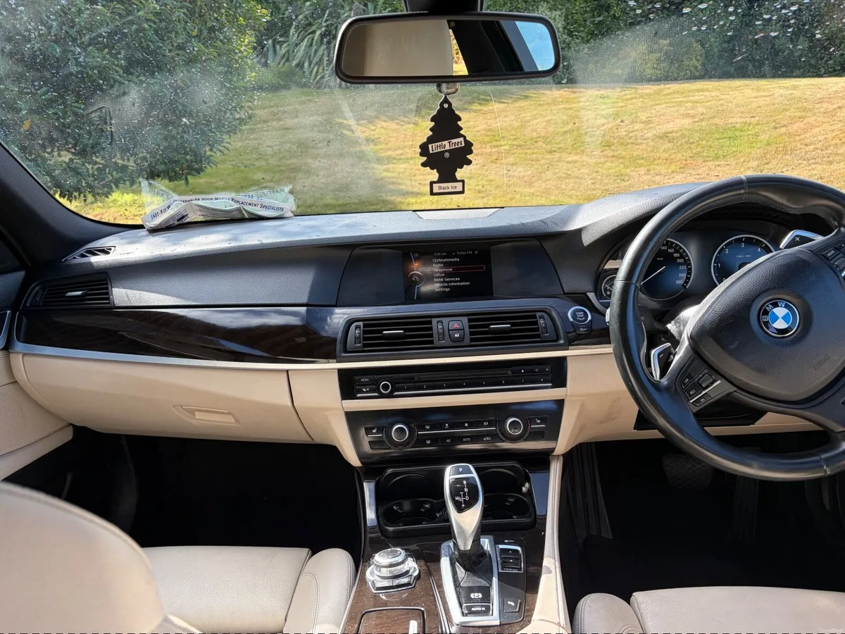 BMW 5-Series 2013 - Image 6