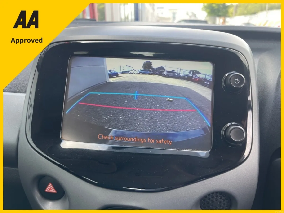 Toyota Aygo X-PLAY VVT-I 1.0cc FREE DELIVERY - Image 4