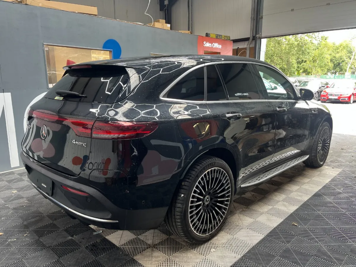 Mercedes-Benz EQC 2022 MERCEDES-BENZ EQC400 AUTOMA - Image 3