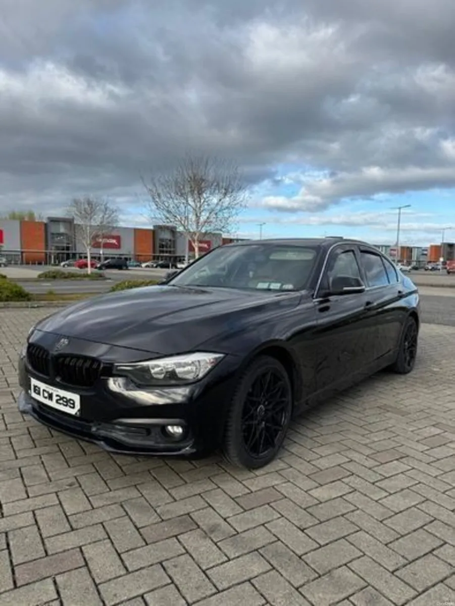 BMW 3-Series 2016 - Image 4