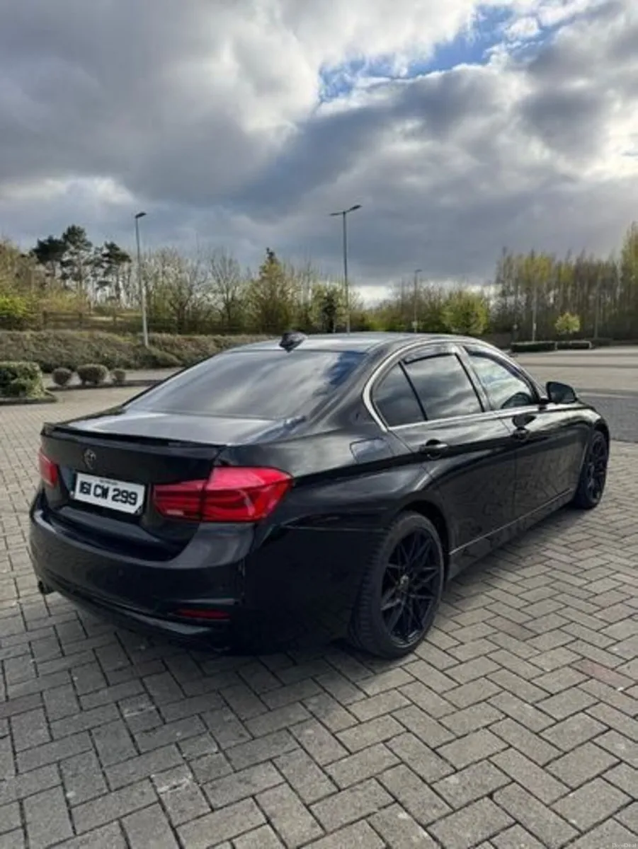 BMW 3-Series 2016 - Image 6