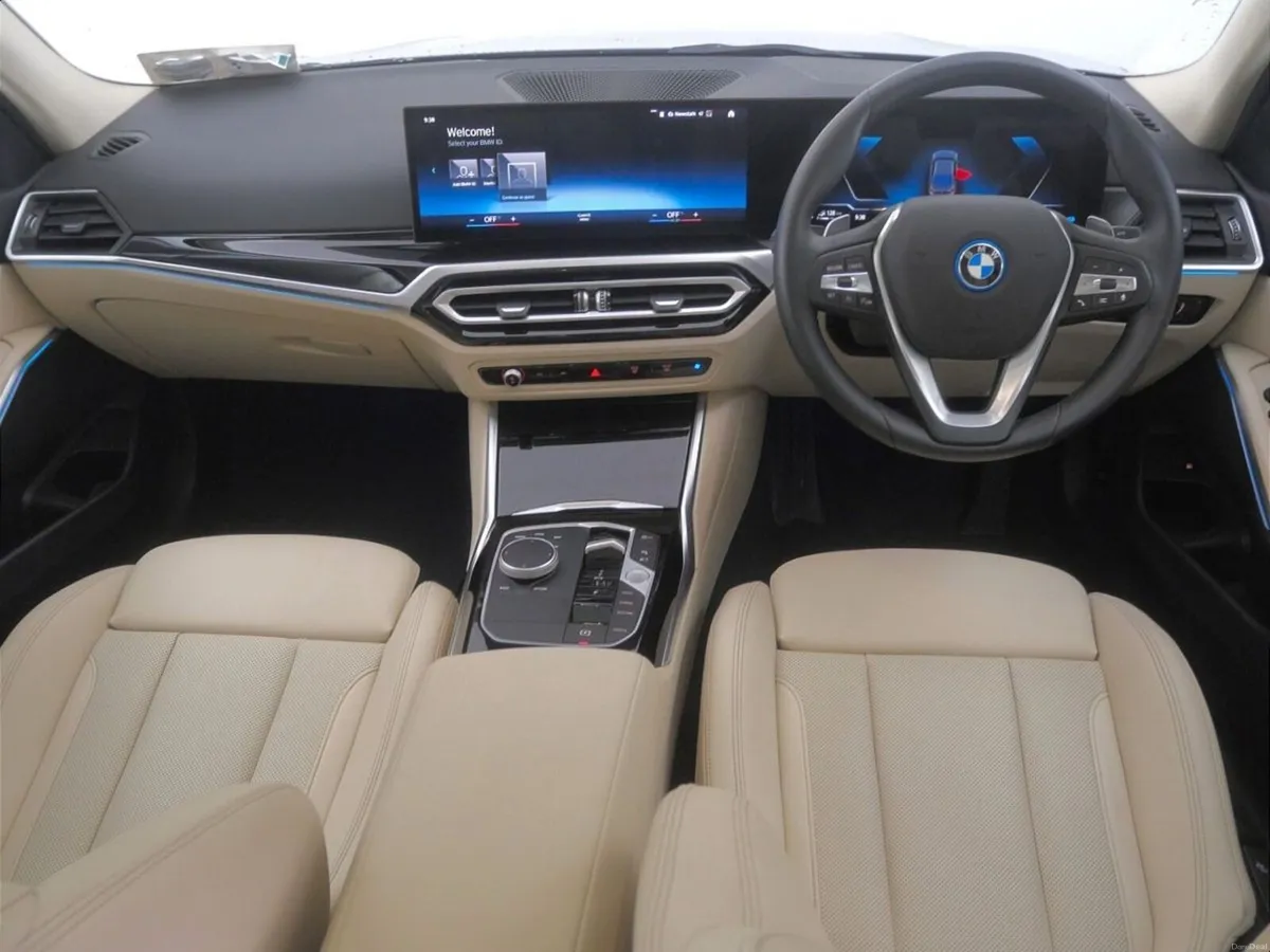 BMW 3-Series 330e Sport Saloon - Image 4