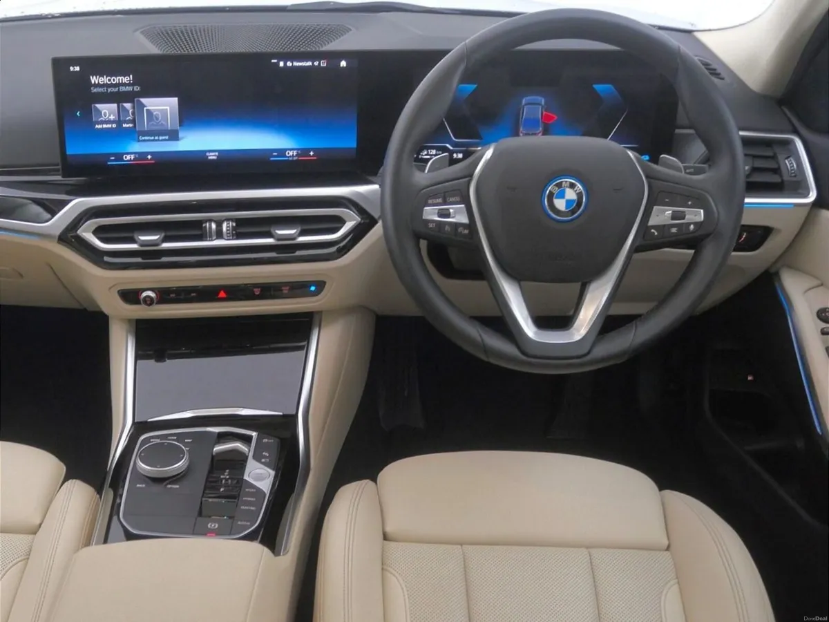 BMW 3-Series 330e Sport Saloon - Image 5