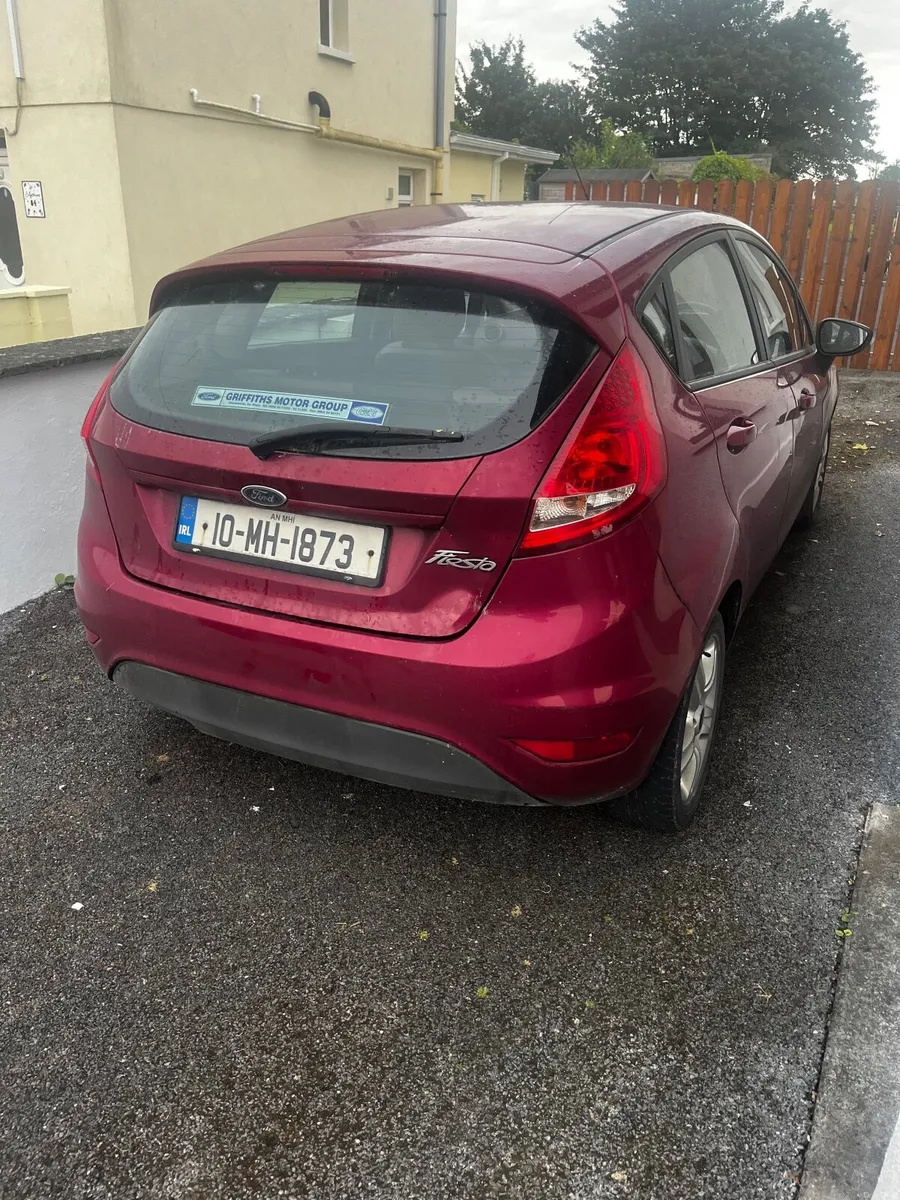 Ford Fiesta 2010 - Image 3