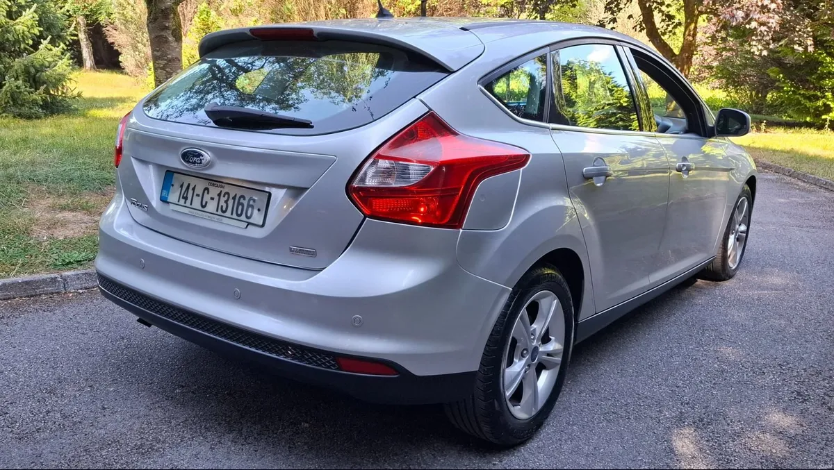 14 Ford Focus  , MINT  ,  NEW NCT 8/27 - Image 4