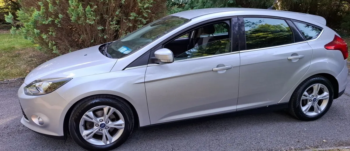 14 Ford Focus  , MINT  ,  NEW NCT 8/27 - Image 2