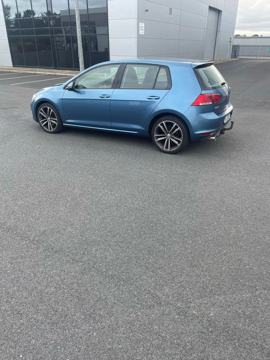 VW Golf - Image 1