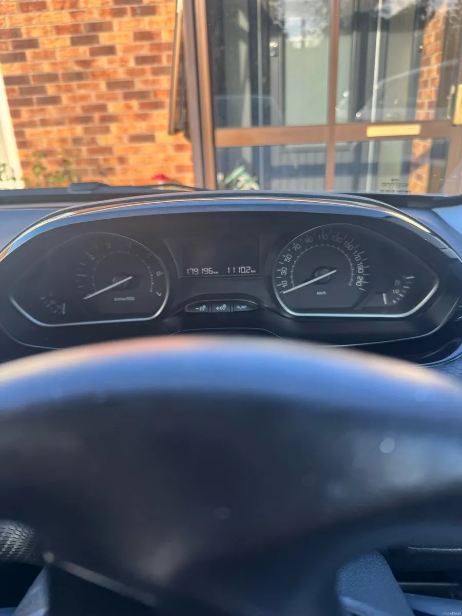 181 Peugeot 208 Active 1.2 Petrol - Image 6