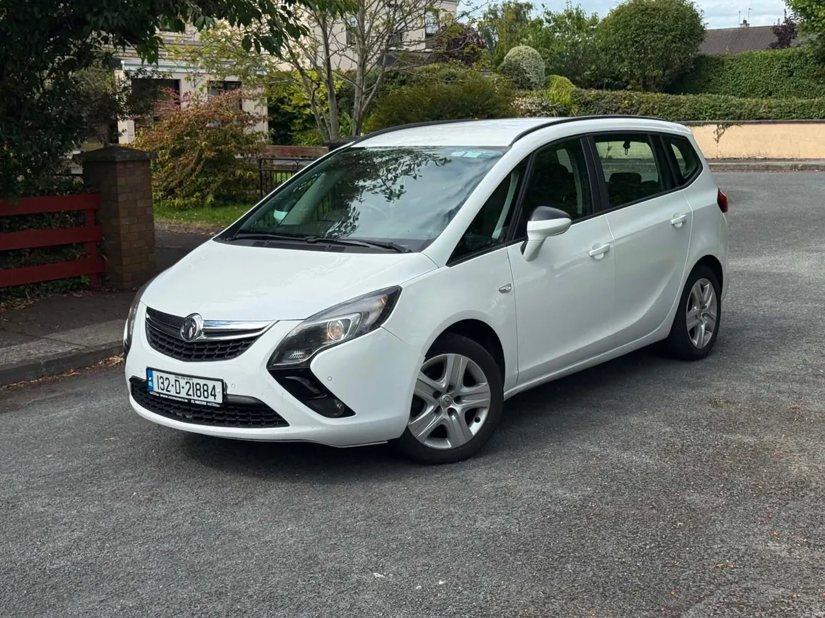 2013vauxvall Zafira 1.8L petrol nct 06/27 tax08/26 - Image 2