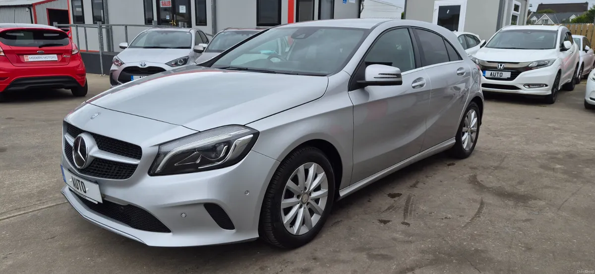 Mercedes A180 automatic exec 1.6 petrol low kms - Image 4