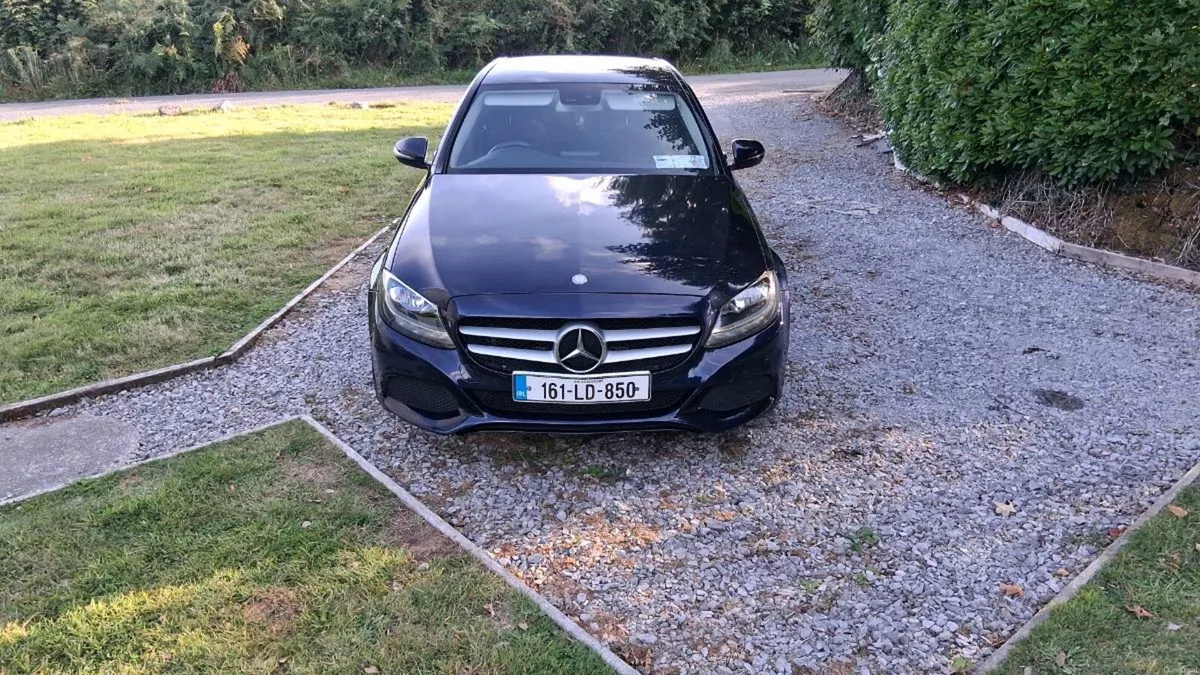 Mercedes-Benz C220D - Image 2