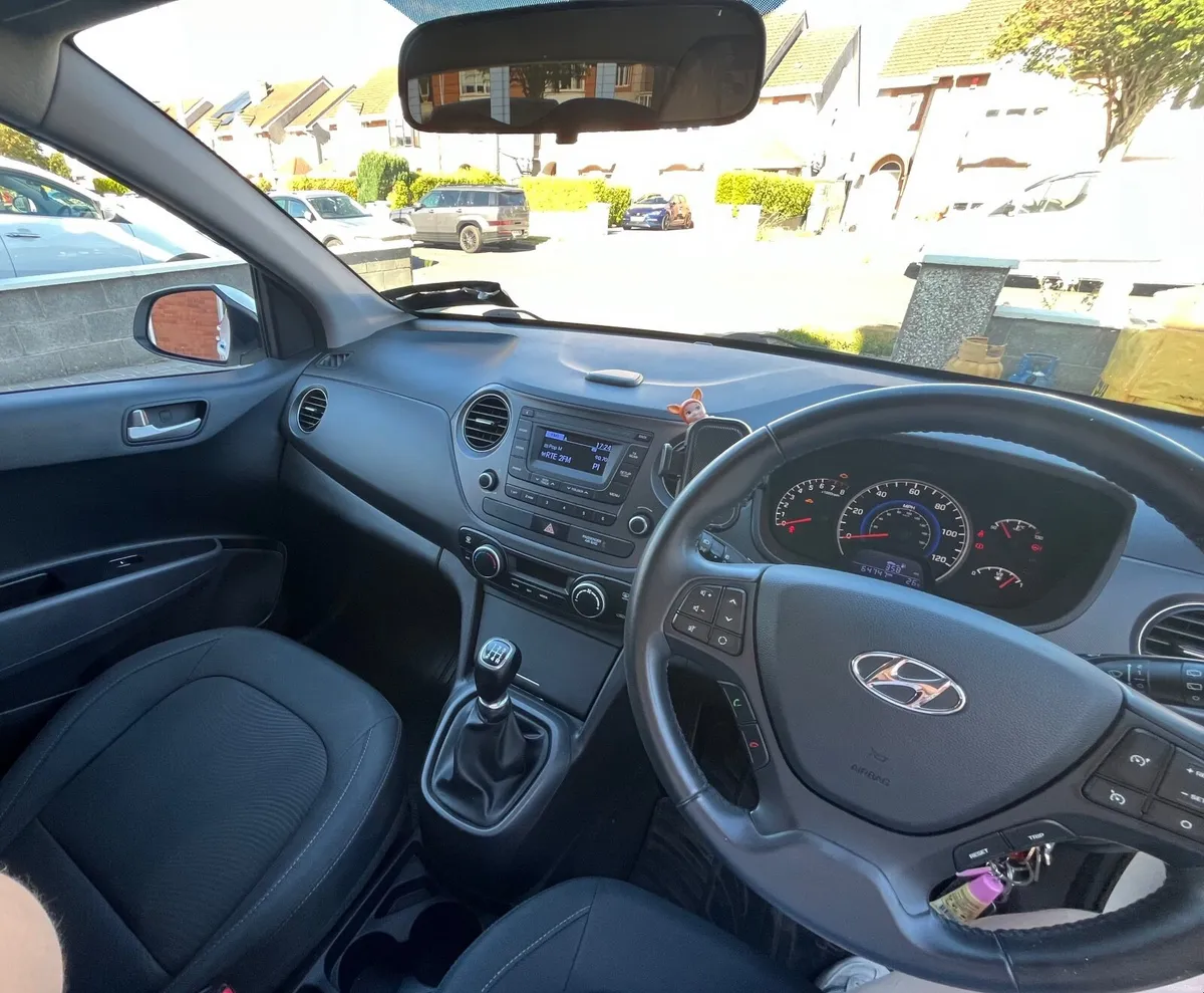 Hyundai i10 2017 - Image 3