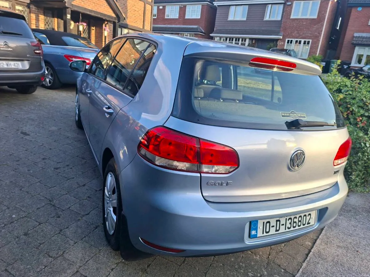 VOLKSWAGON GOLF 1.6 DIESEL 2010 VERY CLEAN CAR - Image 4
