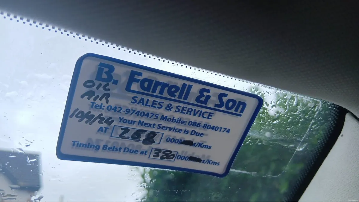 B8 Volkswagen Passat - Image 6